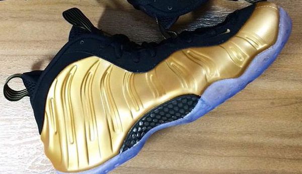 Nike Air Foamposite One 'Gold'