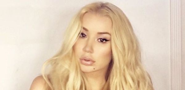 Now Iggy Azalea Is Showing Off Her Breasts
