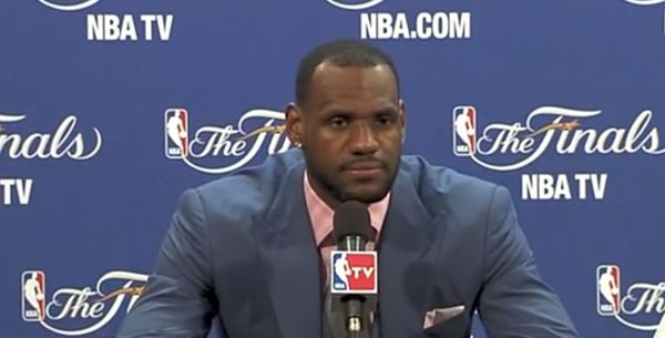 Lebron James Is Looking Completely Jacked