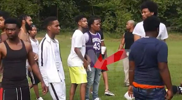Watch 21 Savage Pull Out Gun During Pool Party Fight