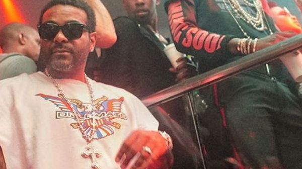 Watch Jim Jones Nearly Get Kicked off An Airplane; Says He Was Profiled