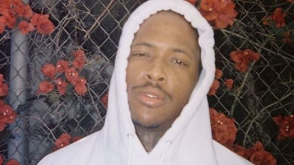 YG Arrested for Chain Snatching