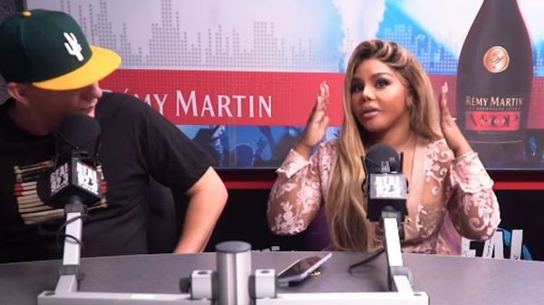 Watch Lil Kim Spazz On a Radio Host For Asking About Nicki Minaj