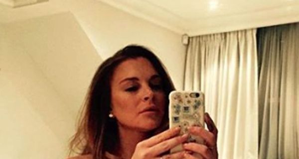 Lindsay Lohan Posts A Nude Selfie On Her 33rd Birthday