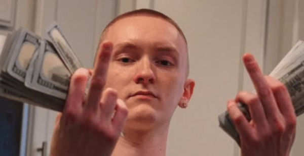 Watch Slim Jesus Flex A Whole Bunch Of Cash