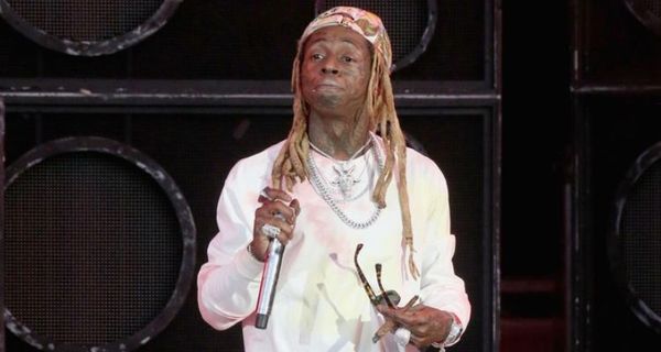 Lil Wayne Performs "Old Town Road" Remix At Lollapalooza 2019