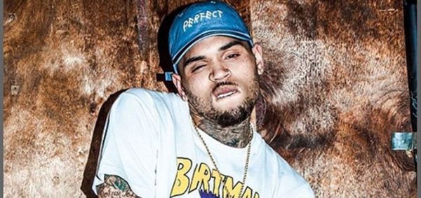 Watch Large Crowd Show Up For Chris Brown's Home Yard Sale
