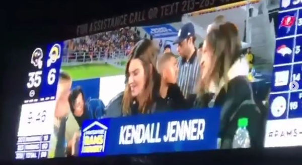Watch The LA Rams Crowd Boo The Crap Out Of Kendall Jenner