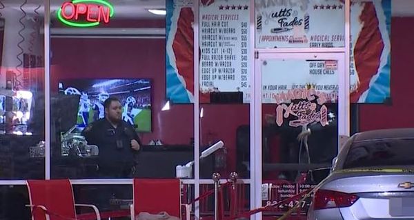 Texas Dad Shoots Barber After He Botches His 13 Year Old's Haircut
