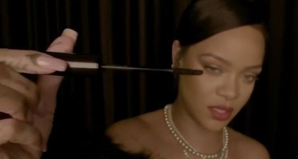 Rihanna Gives Unintentionally Sexual Makeup Tutorial