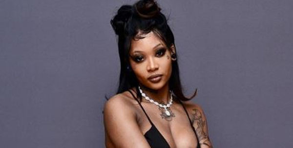 Summer Walker Posts Racy S&M Style Photos