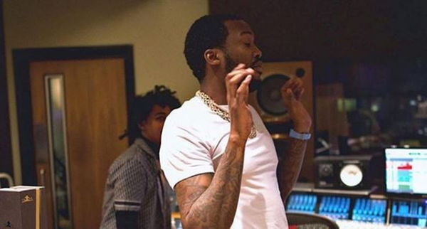 Did Meek Mill Ditch College Show Because Of Small Crowd?