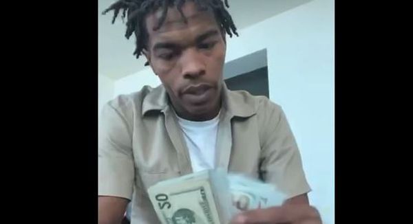 Watch Lil Baby Count Money Like An ATM
