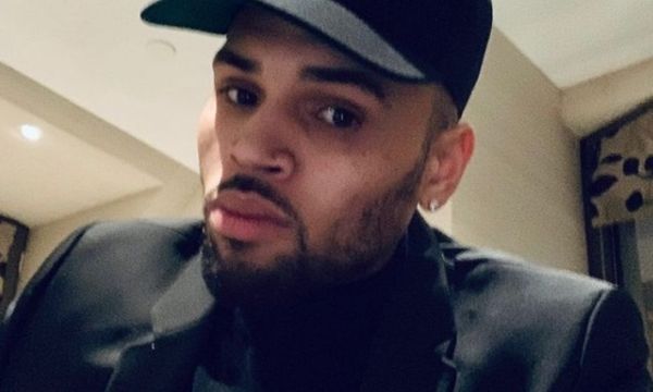 Chris Brown Tells Netflix To Start Playing Music Videos