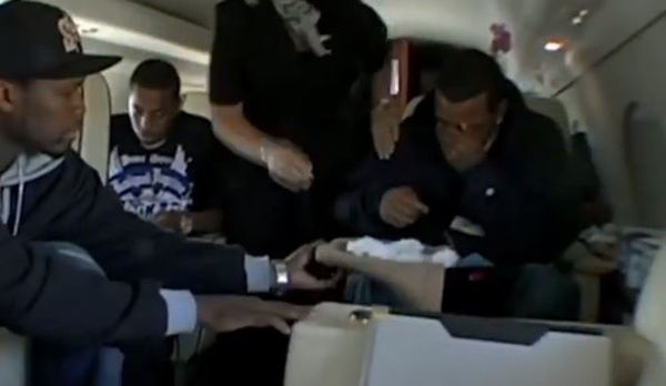 Watch 50 Cent Comfort Lloyd Banks, Who's Crying In Pain